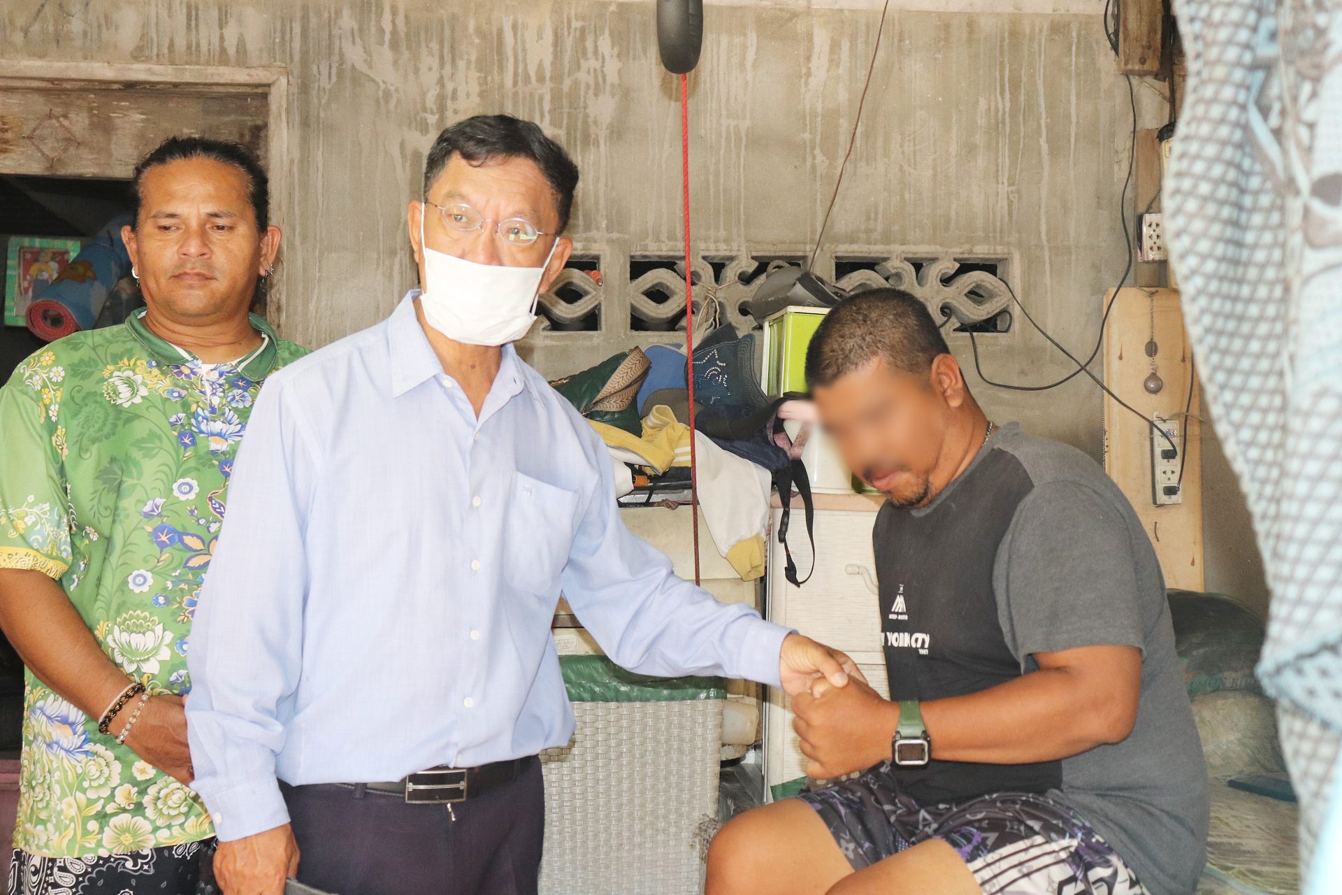 โรงพยาบาลองค์การบริหารส่วนจังหวัดภูเก็ต ลงพื้นที่ติดตามเยี่ยมบ้านผู้ป่วยติดบ้านติดเตียง ณ ชุมชนแหลมตุ๊กแก หมู่ที่ 4 ต.รัษฎา อ.เมือง จ.ภูเก็ต